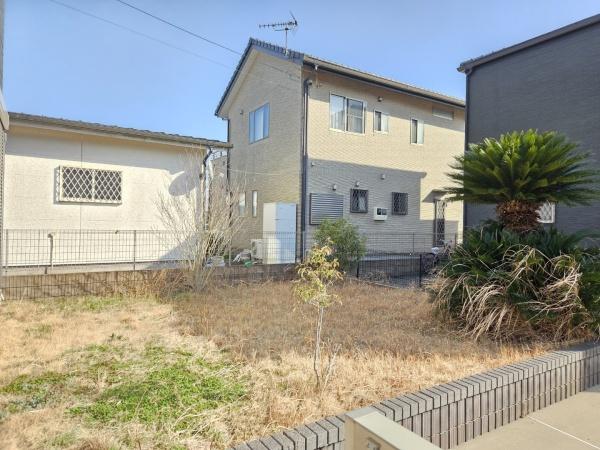 大網白里市　富田（おおあみしらさとし　とみだ）の庭画像