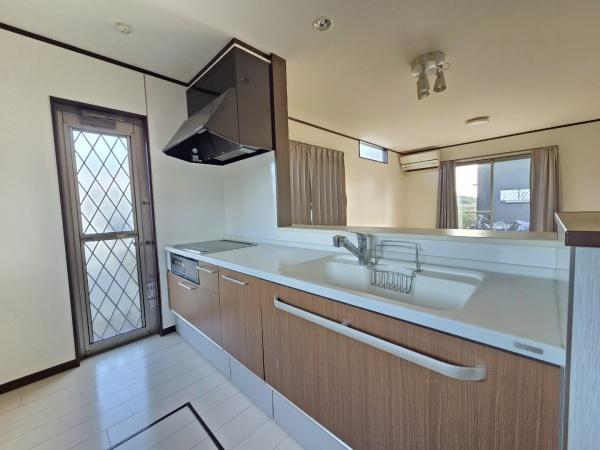 大網白里市　富田（おおあみしらさとし　とみだ）のキッチン画像