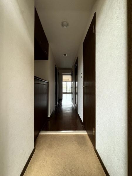 日神パレステージ佐倉の玄関画像