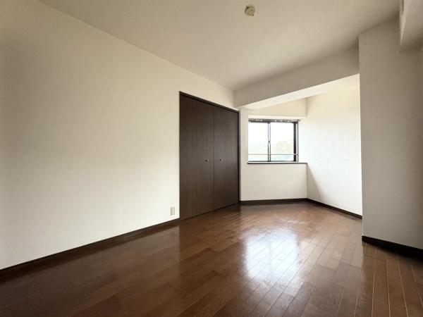 日神パレステージ佐倉の洋室画像