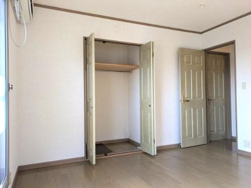 八街市　山田台（やちまたし　やまだだい）の収納画像