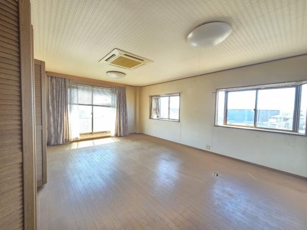 作業所・店舗付住宅・八街市八街ほの洋室画像