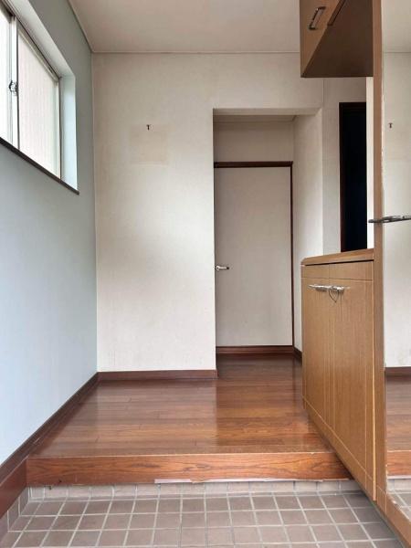 八街市　希望ヶ丘（やちまたし　きぼうがおか）の玄関画像