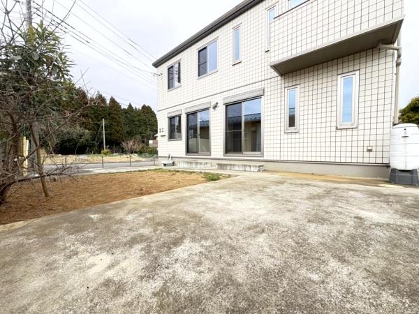 山武市 美杉野4丁目(さんむし みすぎの)の前面道路含む現地写真画像