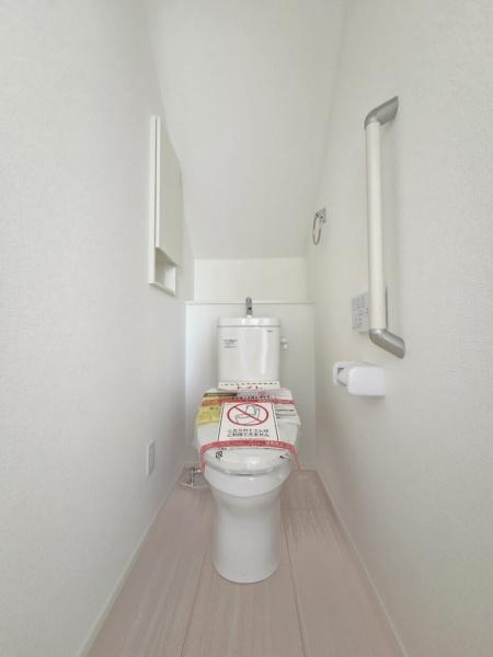 グラファーレ　佐倉市　石川５期　全３棟　１号棟のトイレ画像