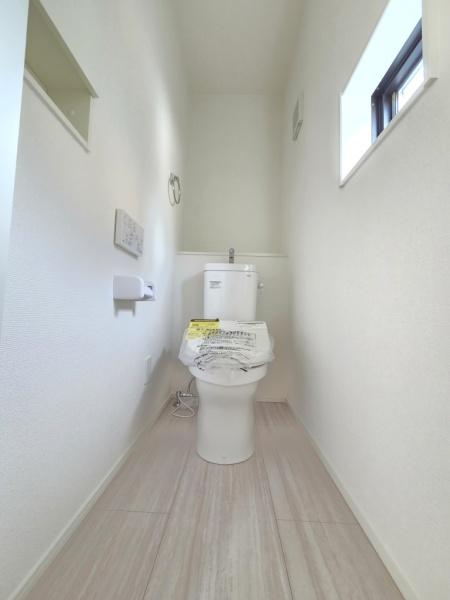 グラファーレ　佐倉市　石川５期　全３棟　１号棟のトイレ画像