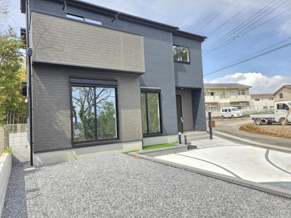 グラファーレ　佐倉市　石川５期　全３棟　１号棟の庭画像