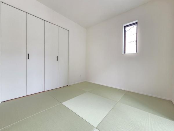 グラファーレ　佐倉市　石川５期　全３棟　３号棟の和室画像