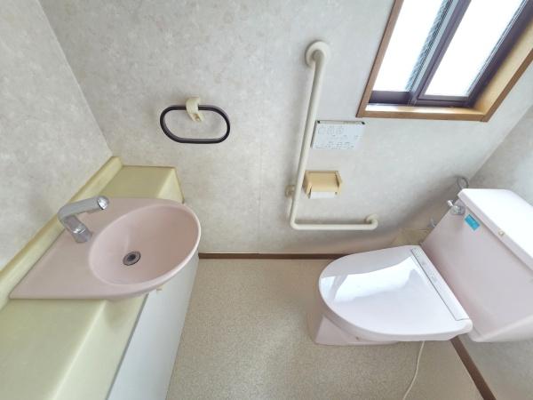八街市　八街に（やちまたし　やちまた　に）のトイレ画像