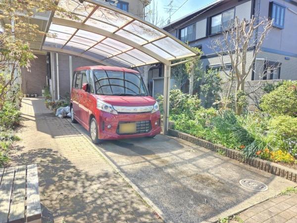 八街市　八街に（やちまたし　やちまた　に）の駐車場画像