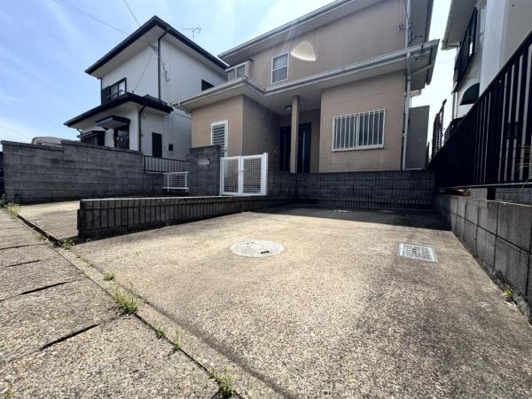 東金市　上谷（とうがねし　うわや）の前面道路含む現地写真画像