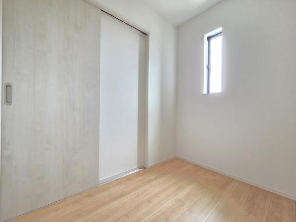 成田市 土屋 全1棟 A号棟の洋室画像