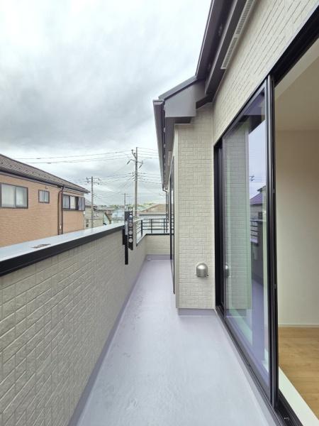 成田市 土屋 全1棟 A号棟のバルコニー画像