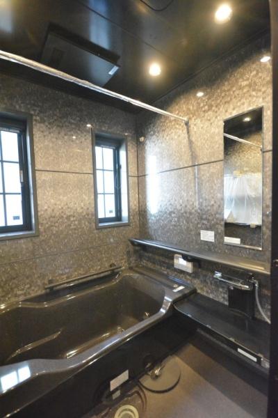 東金市 八坂台5丁目(とうがねし やさかだい)のバス画像