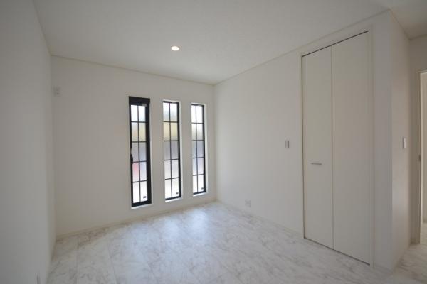 東金市 八坂台5丁目(とうがねし やさかだい)の洋室画像