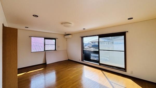 大網白里市　南横川（おおあみしらさとし　みなみよこかわ）の洋室画像