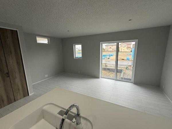 匝瑳市八日市場 A-2モデルのリビング画像