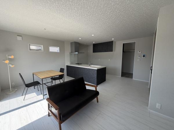 匝瑳市八日市場 A-2モデルのリビング画像