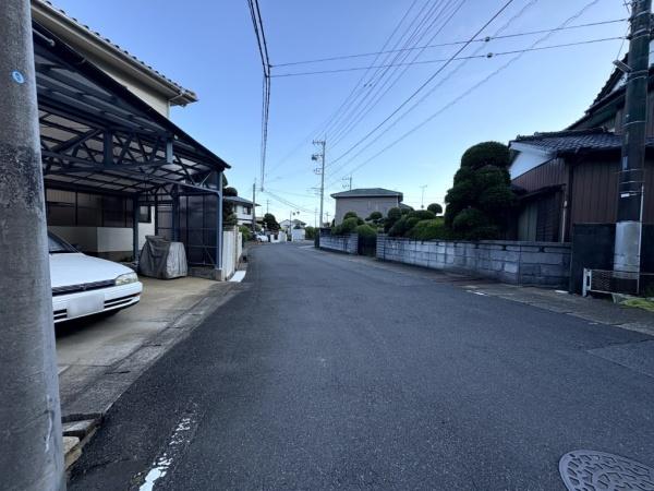 東金市　田間　新築戸建２棟の前面道路含む現地写真画像