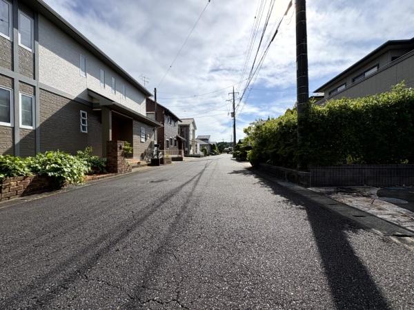 大網白里市　みどりが丘２丁目の前面道路含む現地写真画像