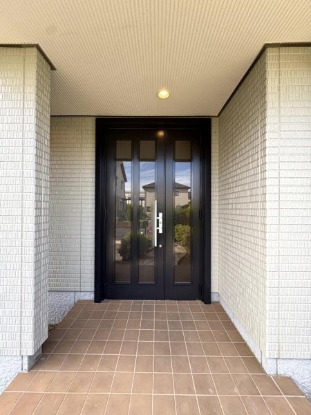 大網白里市　みどりが丘２丁目の玄関画像