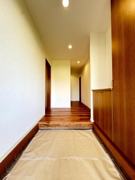 大網白里市　みどりが丘２丁目の玄関画像