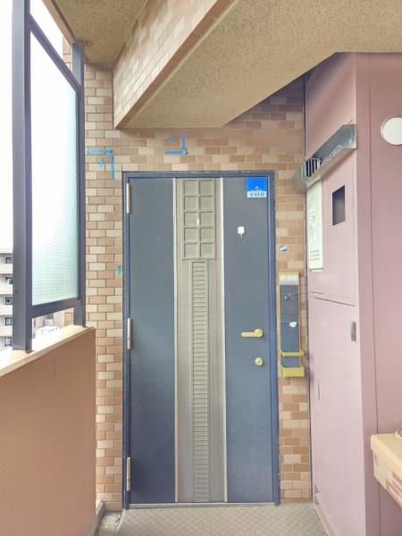 ライオンズガーデンシティ成田の玄関画像