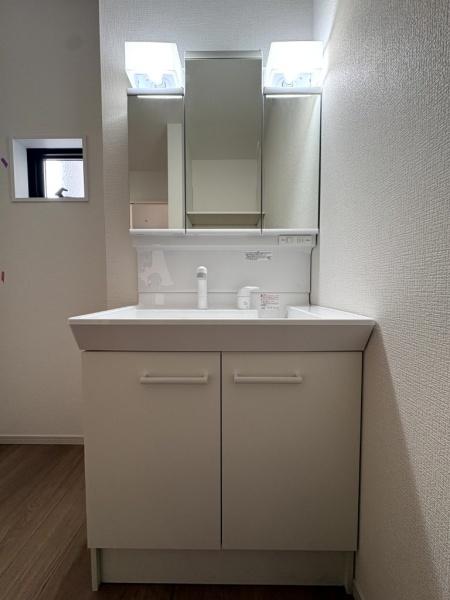 リガーレ 成田市 土屋1期 全2棟 1号棟の洗面台・洗面所画像