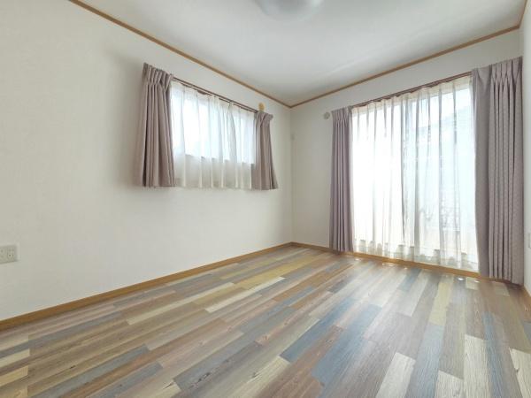 東金市 南上宿(とうがねし みなみかみしゅく)の洋室画像