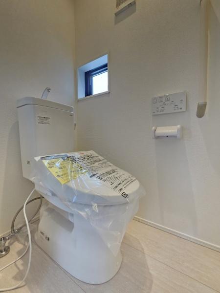 グラファーレ　成田市　郷部２期全１棟１号棟のトイレ画像