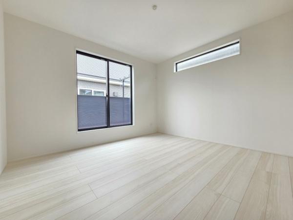 グラファーレ　成田市　郷部２期全１棟１号棟の洋室画像