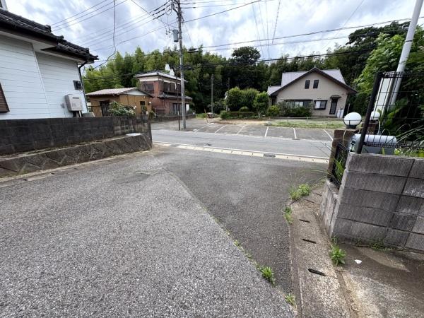八街市 文違(やちまたし ひじかい)の前面道路含む現地写真画像