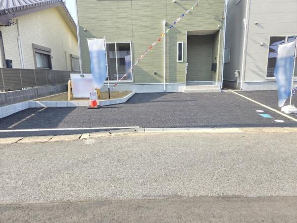 クレイドルガーデン 成田市本城 第21・全4棟・1号棟の駐車場画像