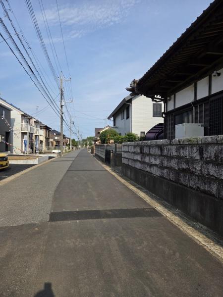 クレイドルガーデン 成田市本城 第21・全4棟・1号棟の前面道路含む現地写真画像