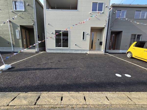 クレイドルガーデン 成田市本城 第21・全4棟・2号棟の駐車場画像