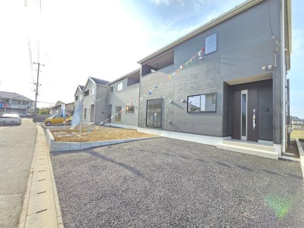 クレイドルガーデン 成田市本城 第21・全4棟・4号棟の前面道路含む現地写真画像