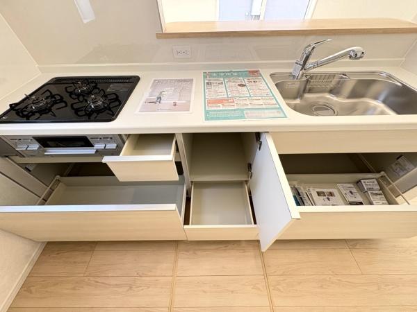 クレイドルガーデン 成田市 中台 第5・9号棟のキッチン画像