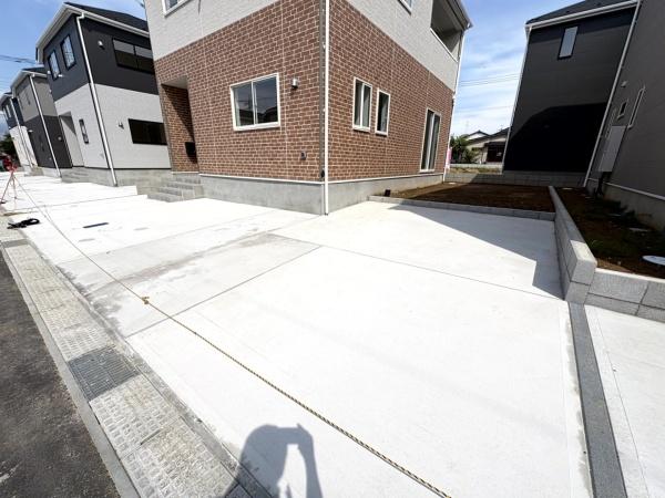 クレイドルガーデン 成田市 中台 第5・9号棟の駐車場画像