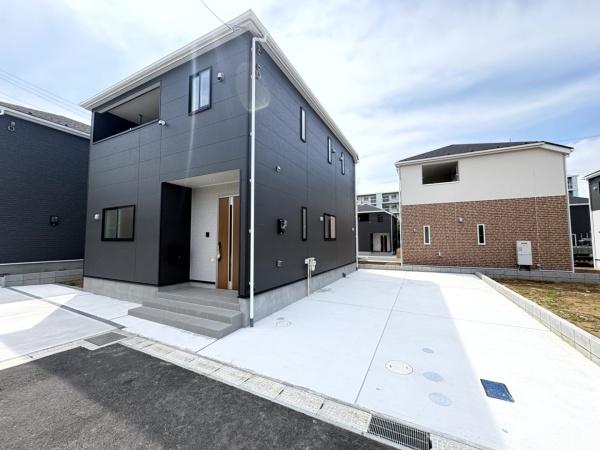 クレイドルガーデン 成田市 中台 第5・16号棟の駐車場画像