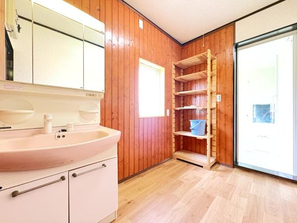 八街市 文違(やちまたし ひじかい)の洗面台・洗面所画像