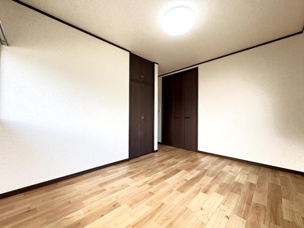 八街市 文違(やちまたし ひじかい)の洋室画像
