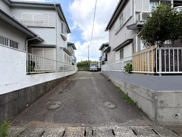 八街市 文違(やちまたし ひじかい)の前面道路含む現地写真画像
