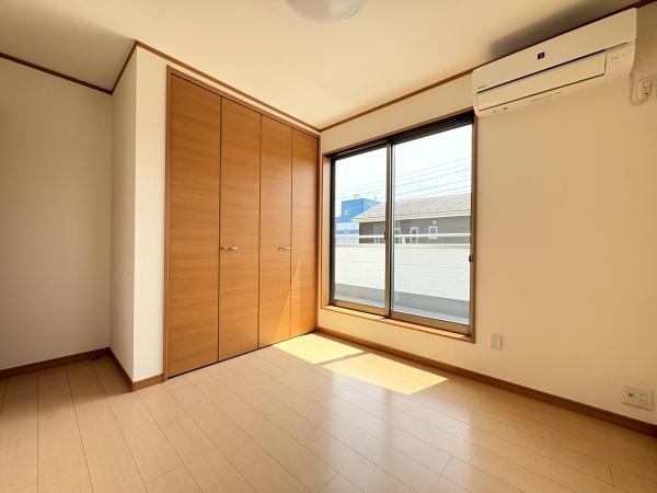 富里市 七栄(とみさとし ななえ)の洋室画像