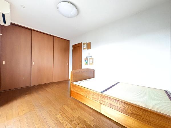 八街市　大木（やちまたし　おおぎ）の洋室画像