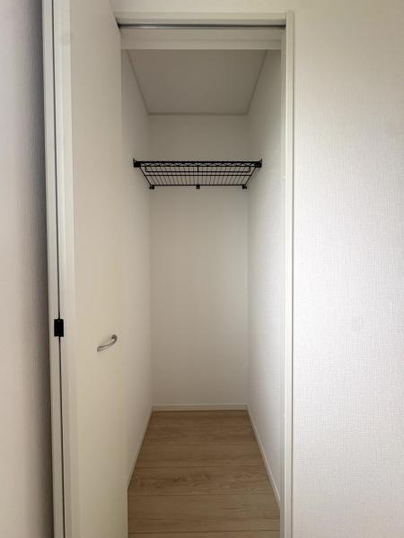 クレイドルガーデン 八街市文違第8・全2棟・1号棟の収納画像