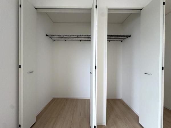 クレイドルガーデン 八街市文違第8・全2棟・2号棟の収納画像