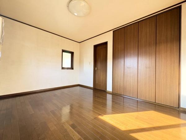 八街市　沖　（やちまたし　おき）の洋室画像