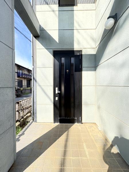 八街市　沖　（やちまたし　おき）の玄関画像