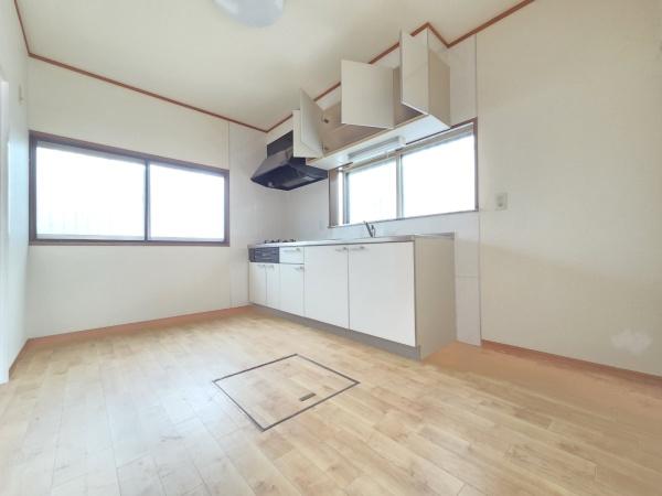 中古戸建　八街市　八街にのキッチン画像