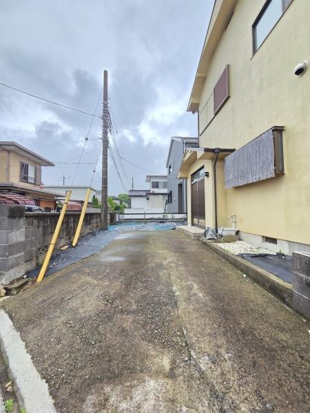 中古戸建　八街市　八街にの駐車場画像